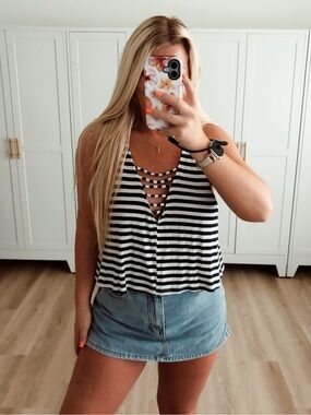 Blue and white stripped cut out tank top